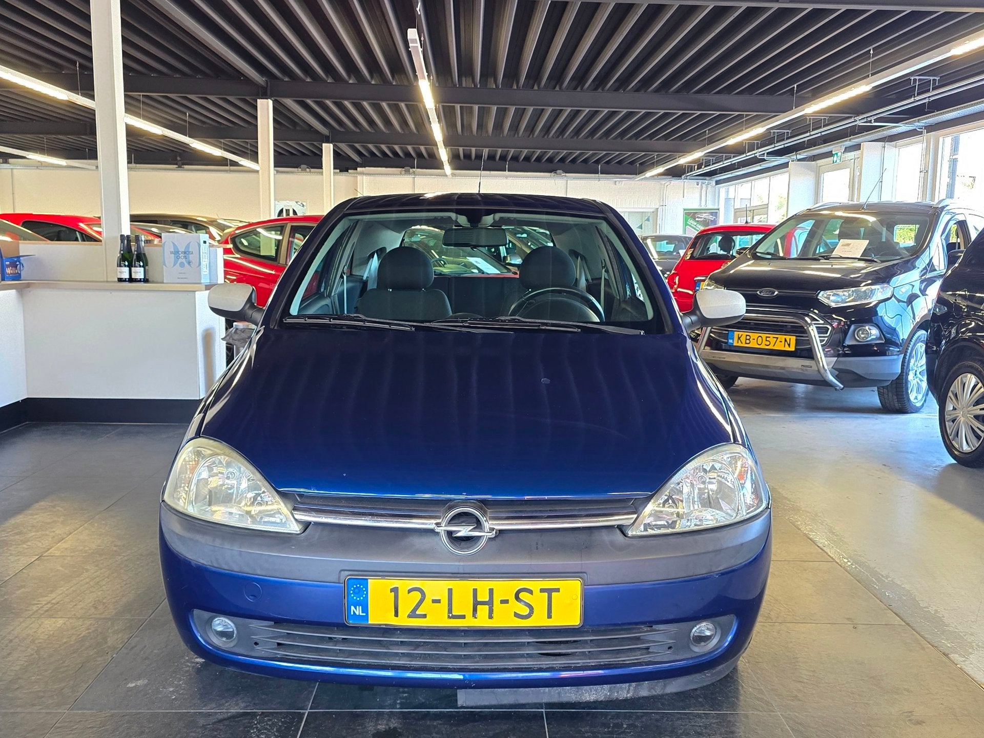 Opel Corsa 1.4-16V Njoy/AUTOMAAT/AIRCO/N.A.P/, Zwart, 4 cilinders, Blauw, 1389 cc