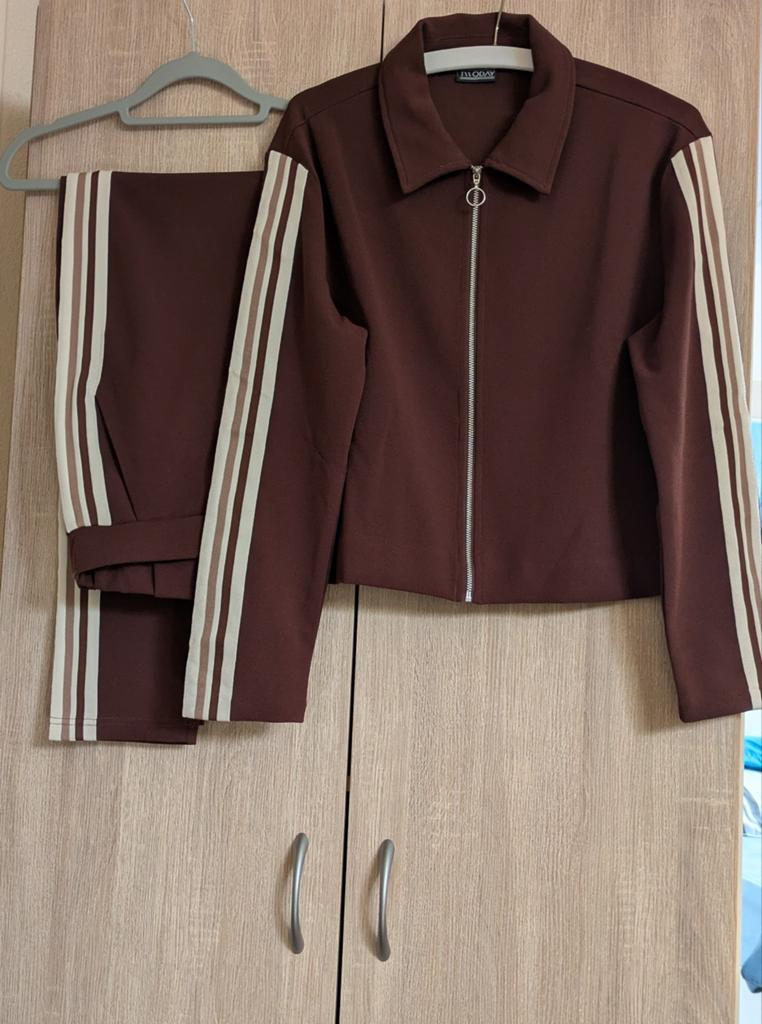 2 delig broekpak, Ophalen of Verzenden, Zo goed als nieuw, Maat 38/40 (M)