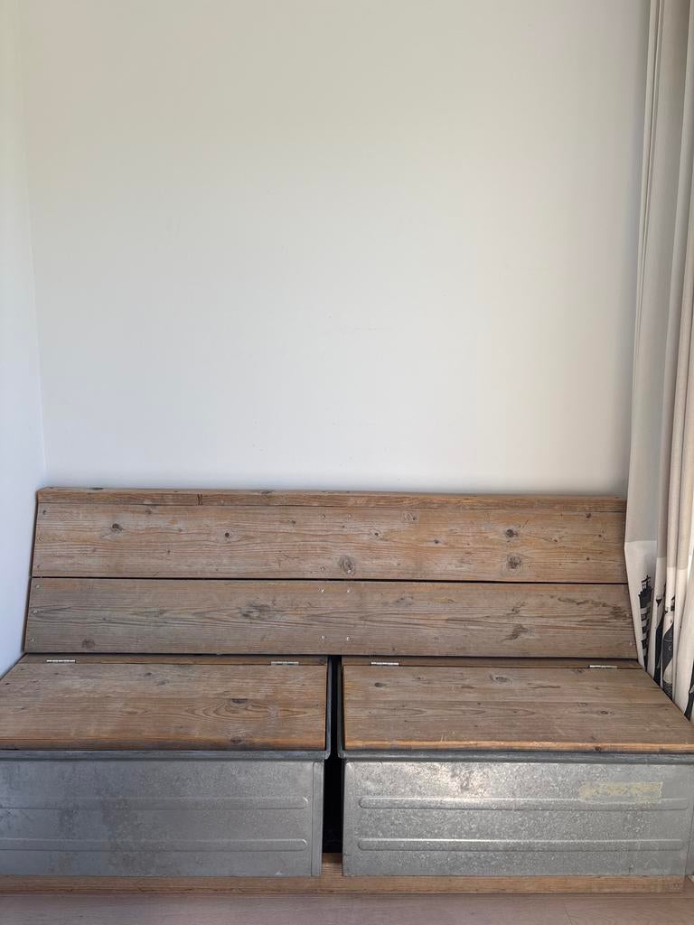 Robuuste houten bank met opbergruimte, Ophalen, Gebruikt, 50 tot 75 cm, 125 cm of meer
