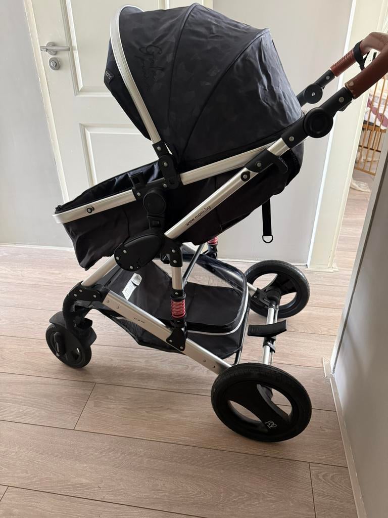 Kinderwagen onderstel met vering en grote wielen, inklapbaar, Kinderen en Baby's, Kinderwagens en Combinaties, Gebruikt, Luchtbanden