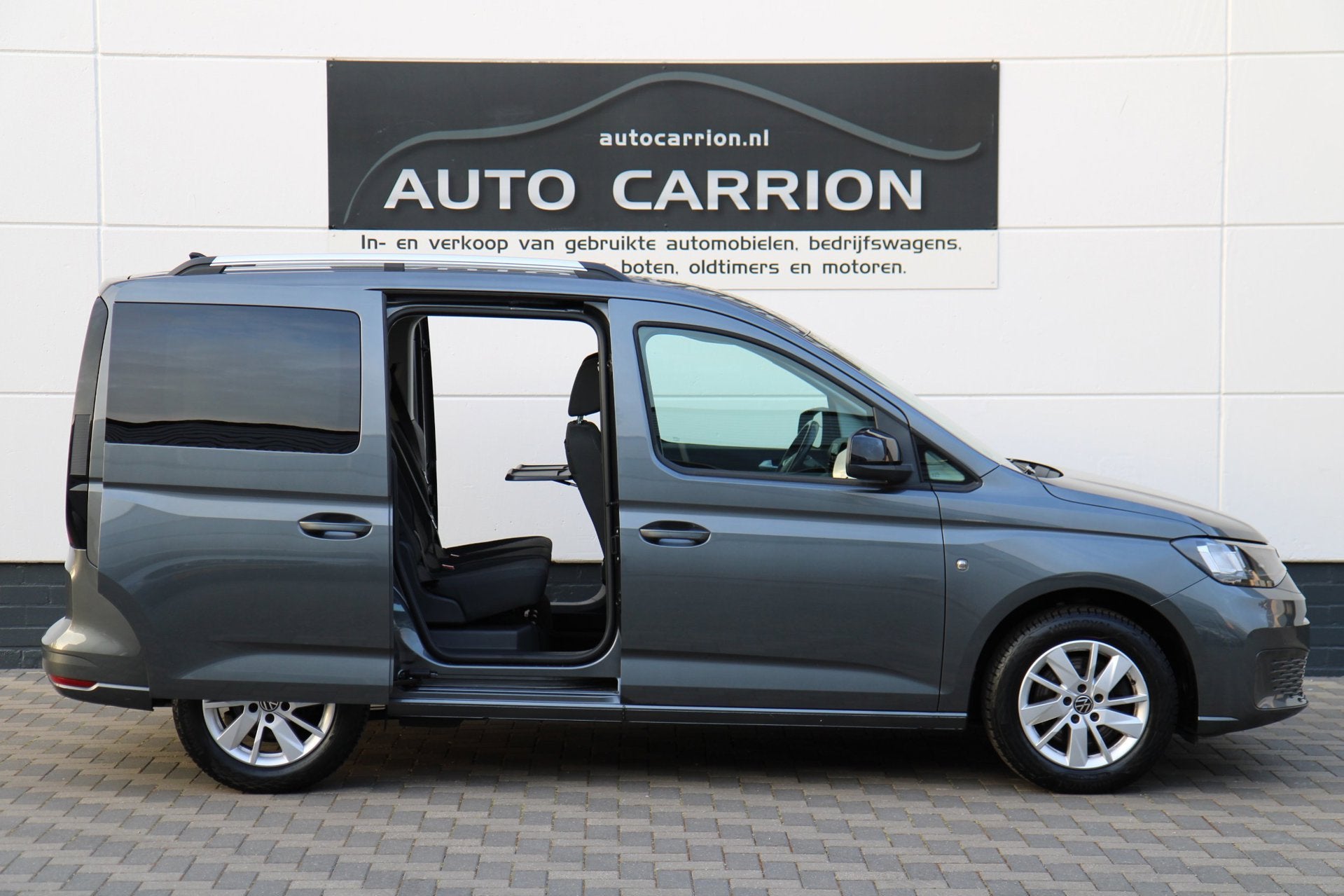 Volkswagen Caddy Combi 1.5 TSI Carplay Navi Cruise Carplay, Voorwielaandrijving, 1442 kg, Stof, Zwart