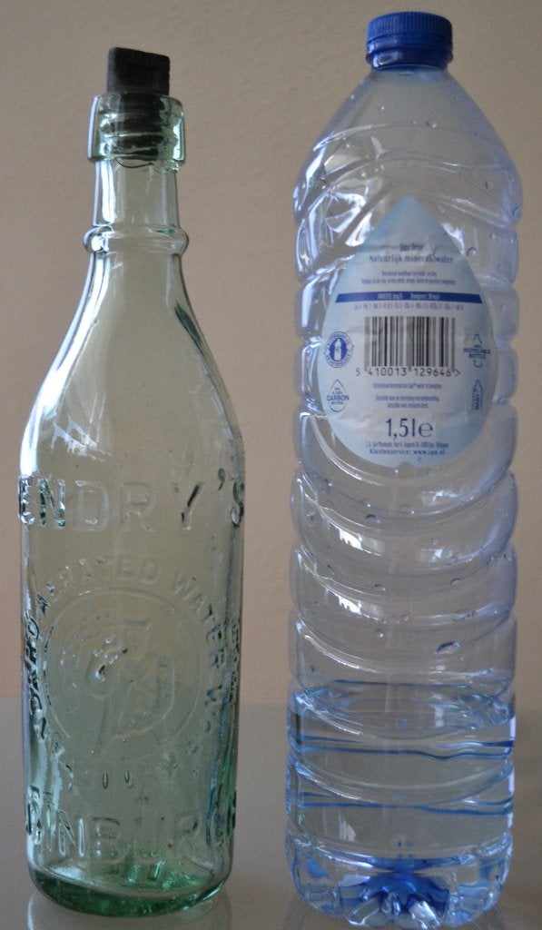 Hendry's Edinburgh Bottled water fles oud schotland D1, Ophalen