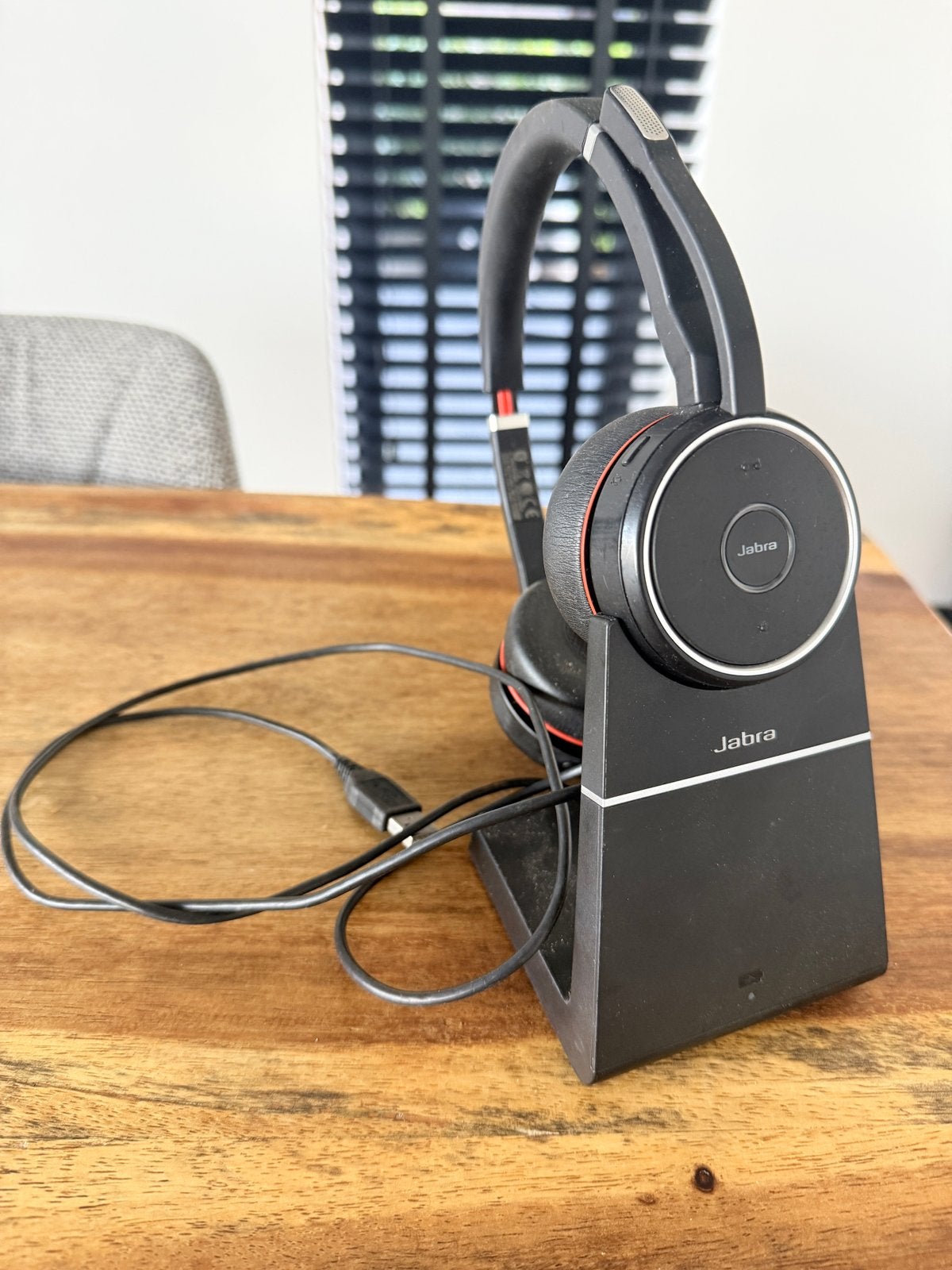 Jabra Evolve 75 UC Stereo Headset met Oplaadstation, Bluetooth, Ophalen of Verzenden, Zo goed als nieuw, Over-ear