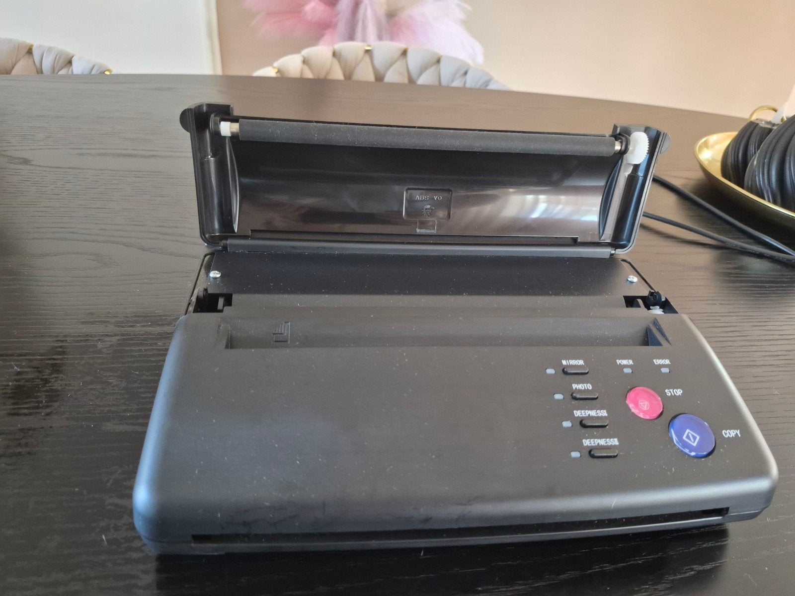 Draagbare thermische tattoo stencil printer, Zwart-en-wit printen, Gebruikt, Printer, Thermo-printer