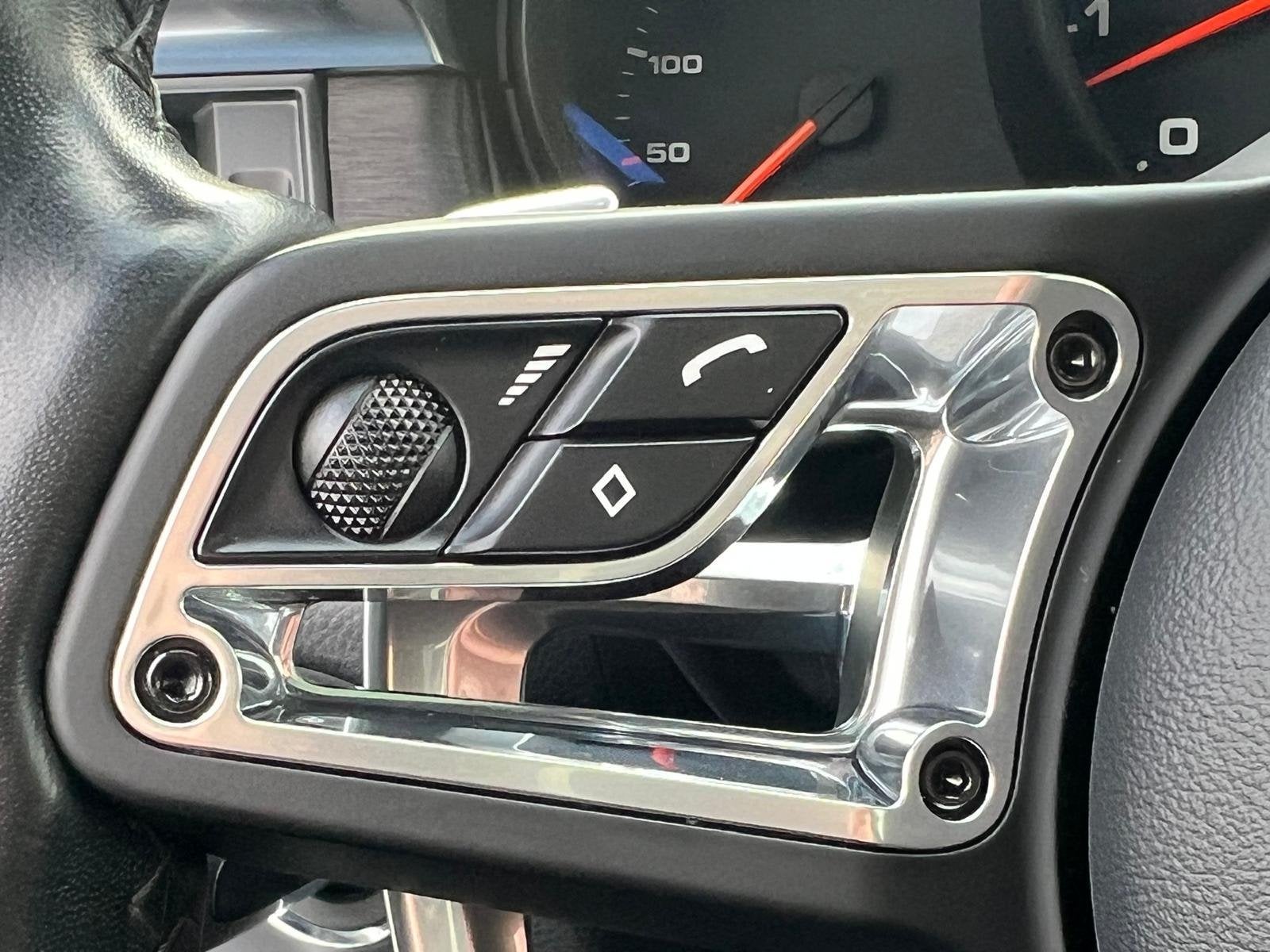 Foto 20 van Porsche Macan 2.9 GTS Orgineel Nederlandse auto met volledig