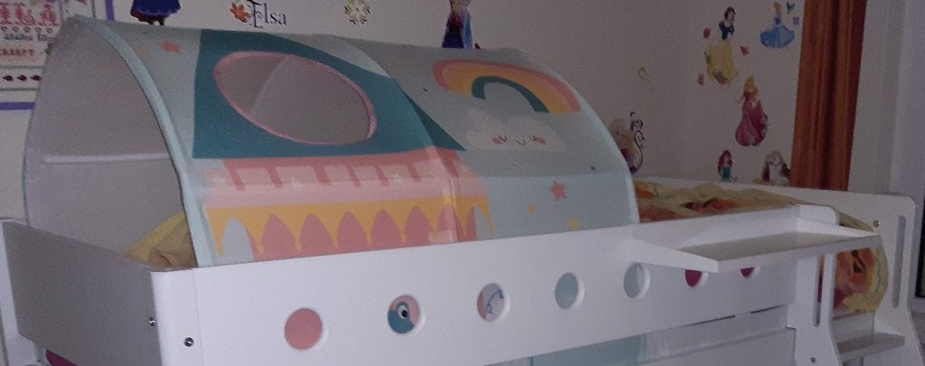 Mooie vrolijke koepel voor op bed of als speelplek., Ophalen, Zo goed als nieuw, Minder dan 140 cm, 70 tot 85 cm