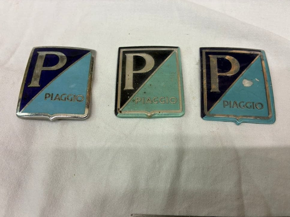 Piaggio emblemen, Ophalen of Verzenden, Gebruikt