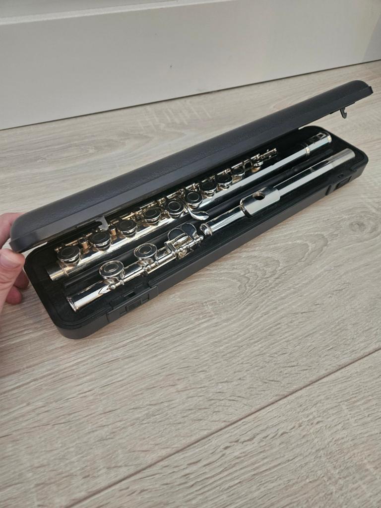 Mooie Yamaha Dwarsfluit - Lichte Gebruikssporen, Muziek en Instrumenten, Blaasinstrumenten | Dwarsfluiten en Piccolo's, Ophalen