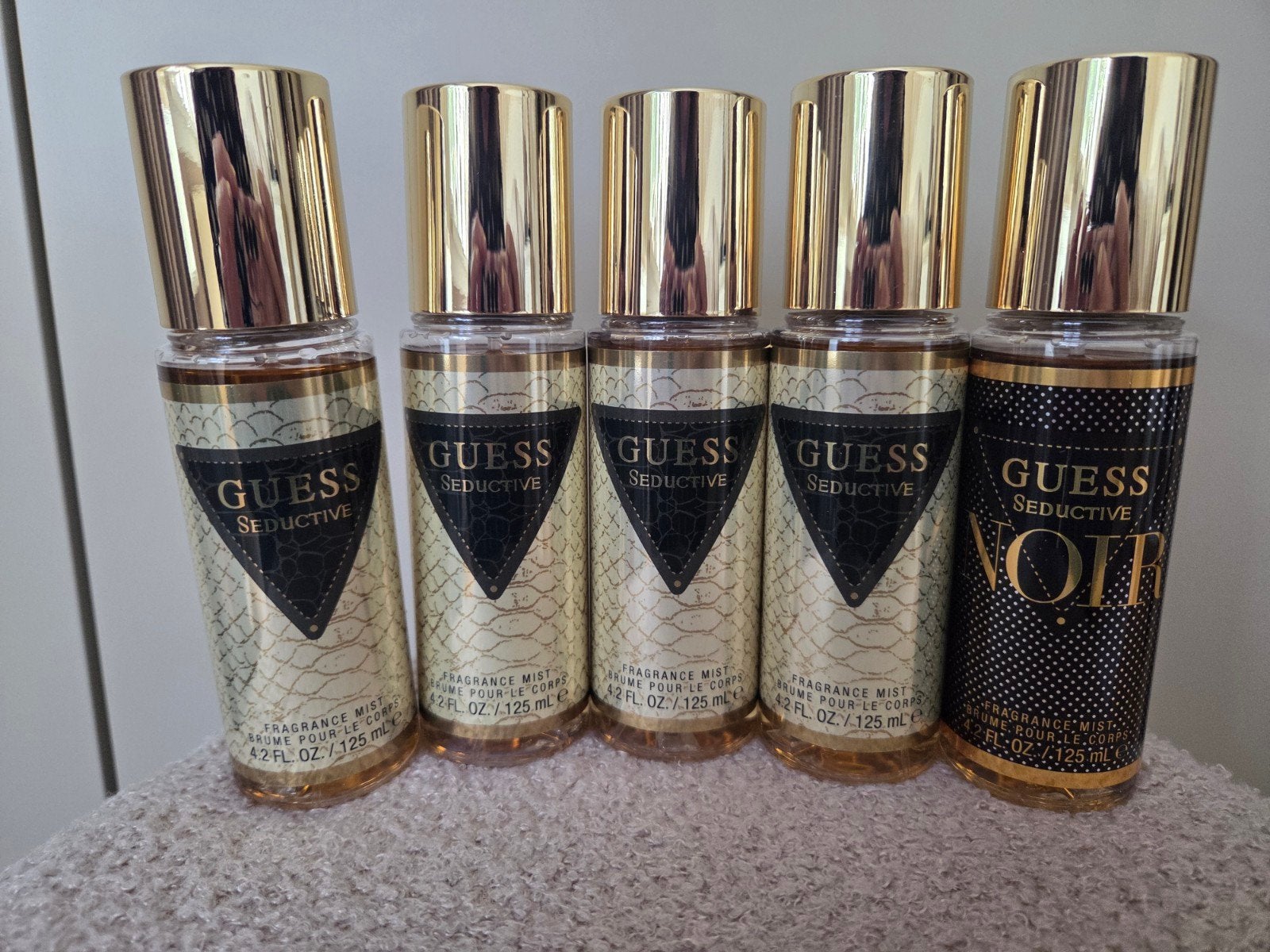 NIEUW GUESS BODYMIST...5 stuks in 1 koop!, Ophalen of Verzenden, Nieuw, Zwart, Handen en Nagels