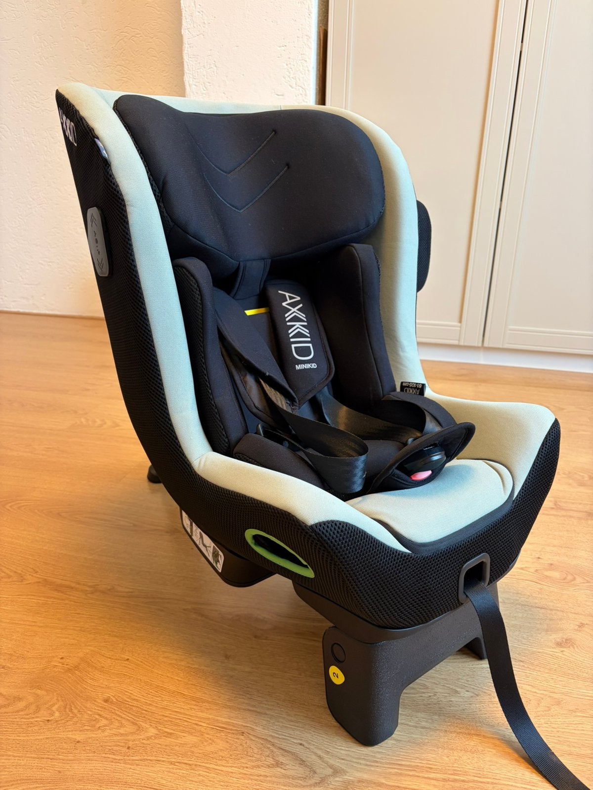 Axkid Minikid 4 Autostoel – Achterwaarts (61-125 cm / 36 kg), Kinderen en Baby's, Autostoeltjes, Ophalen, Zo goed als nieuw, Overige merken