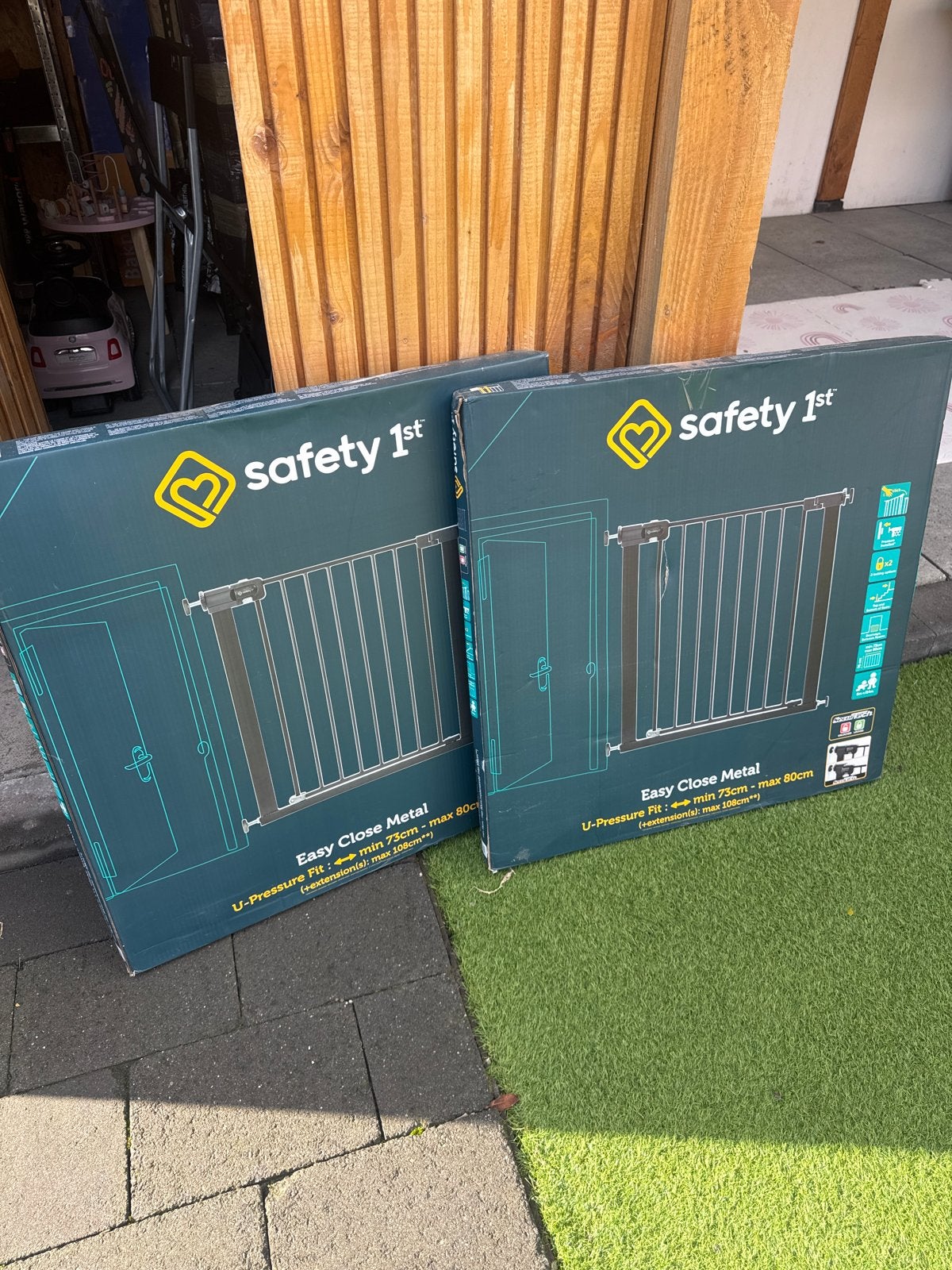 2x Safety 1st Easy Close Metal Traphekje - Nieuw, Nieuw, 100 tot 115 cm, Ophalen of Verzenden, Klemhekje