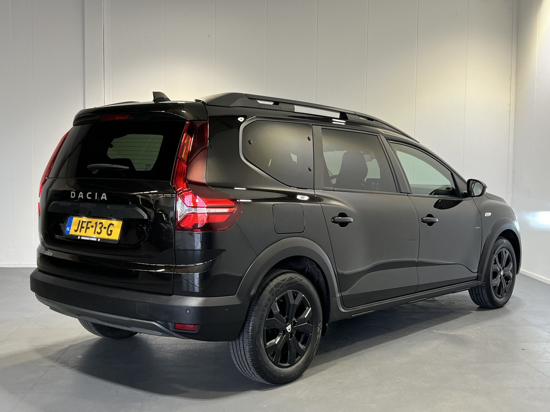 Dacia Jogger 1.0 TCe 110 Extreme 7p. | Navigatie/Android/App, Voorwielaandrijving, Stof, Gebruikt, Stoelverwarming