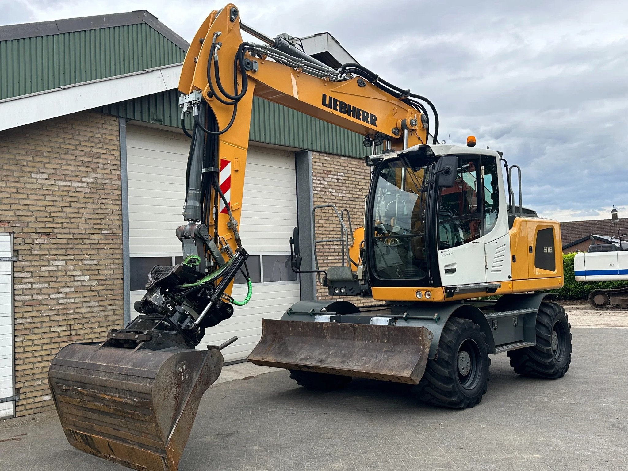 Liebherr A916 (bj 2016), Zakelijke goederen, Machines en Bouw | Kranen en Graafmachines, Graafmachine