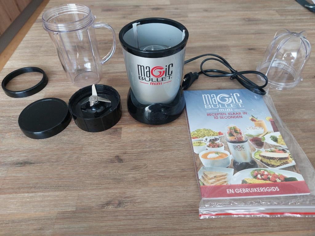 Magic bullet mini, Witgoed en Apparatuur, Blenders, Ophalen of Verzenden, Zo goed als nieuw, Blender