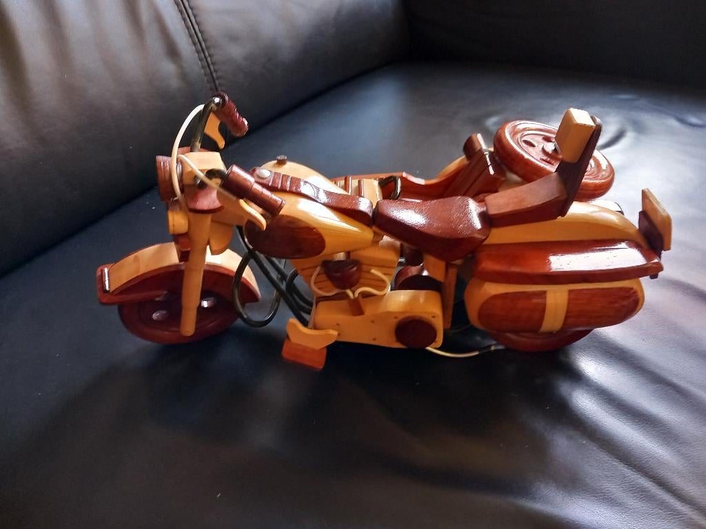 Miniatuur motor, Overige merken, Ophalen of Verzenden, Zo goed als nieuw, Groter dan 1:32
