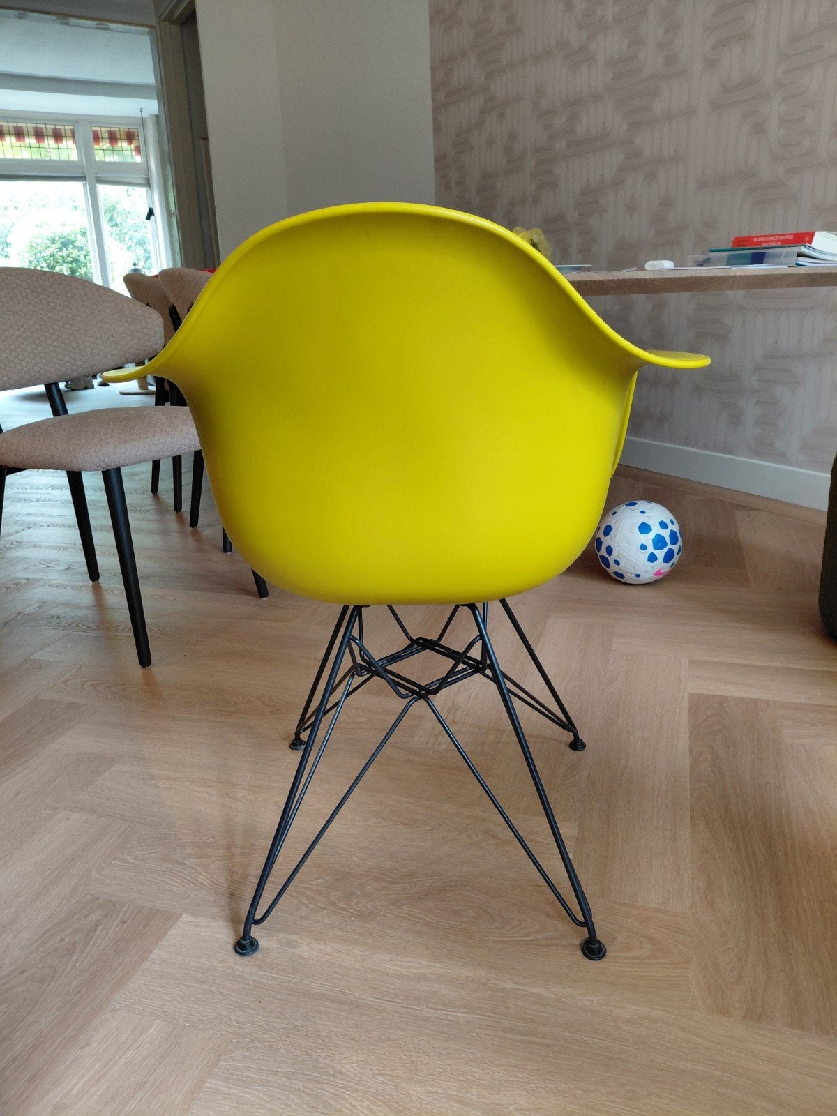 Eames Plastic Armchair DAW - Geel, Ophalen