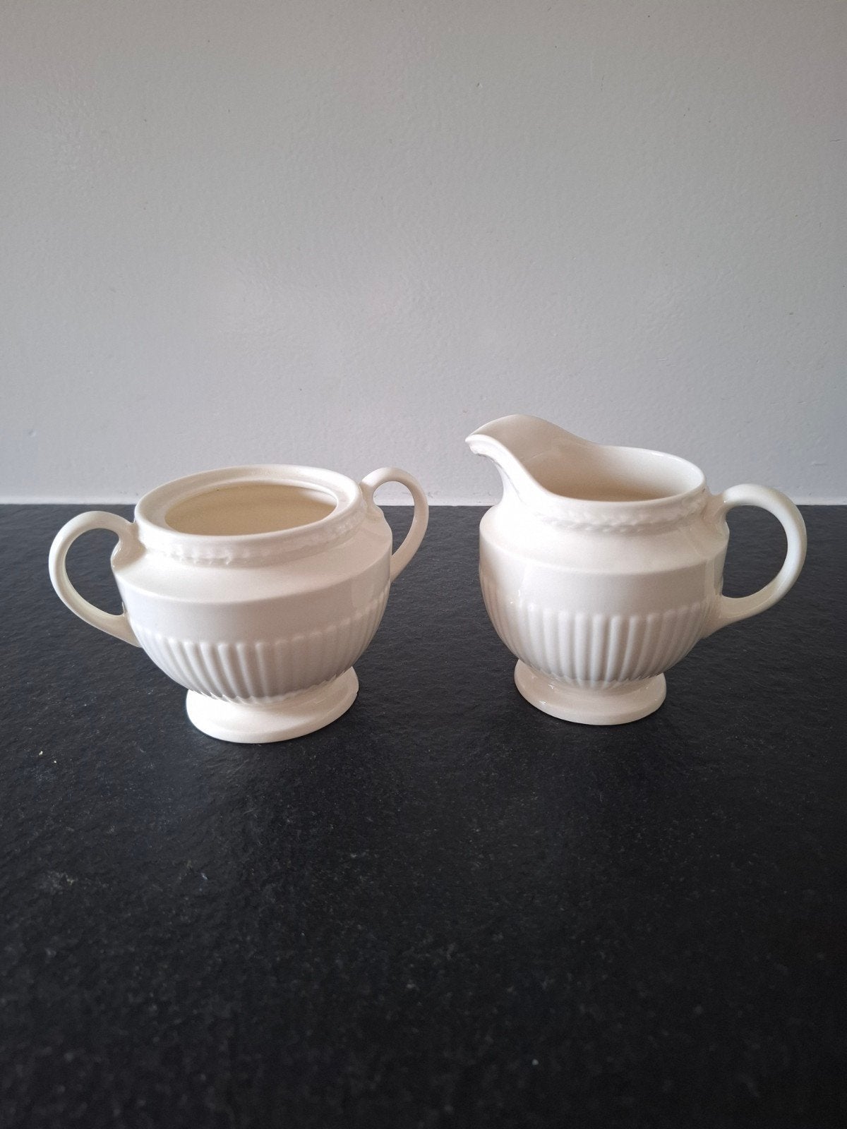 Melkkan en suikerpot van Wedgwood Edme, Ophalen, Zo goed als nieuw, Aardewerk, Overige typen