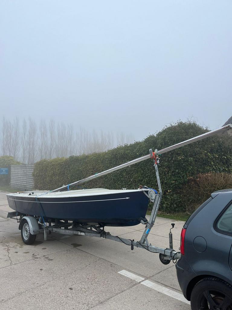 Nette openzeilboot Volksboot VB480, Ophalen, Gebruikt