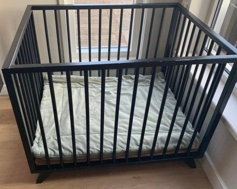 Bopita babybox zwart met accessoires, Kinderen en Baby's, Boxen, Ophalen, Zo goed als nieuw, Rechthoekig, In hoogte verstelbaar