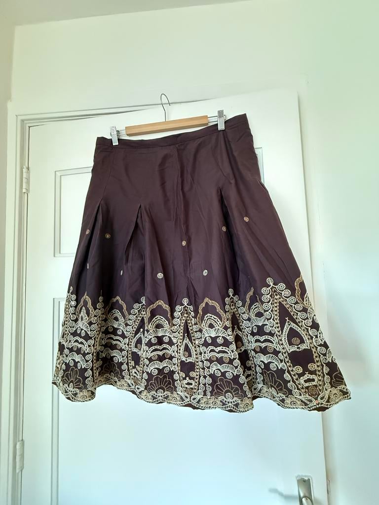 Leuke rok!, Kleding | Dames, Rokken, Gedragen, Maat 42/44 (L), Bruin, Knielengte, Ophalen of Verzenden
