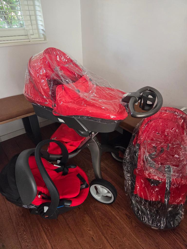 Stokke kinderwagen te koop!, Kinderen en Baby's, Kinderwagens en Combinaties, Gebruikt, Combiwagen, Verstelbare duwstang, Ophalen