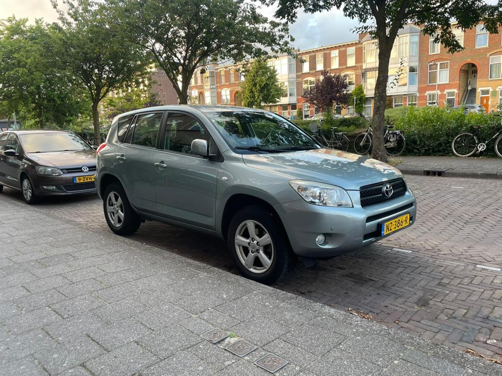 Toyota Rav4 2.0 16V Vvt-i AUT 2007 Groen, Auto's, Toyota, Automaat, 1998 cc, 4 cilinders, 11 km/l