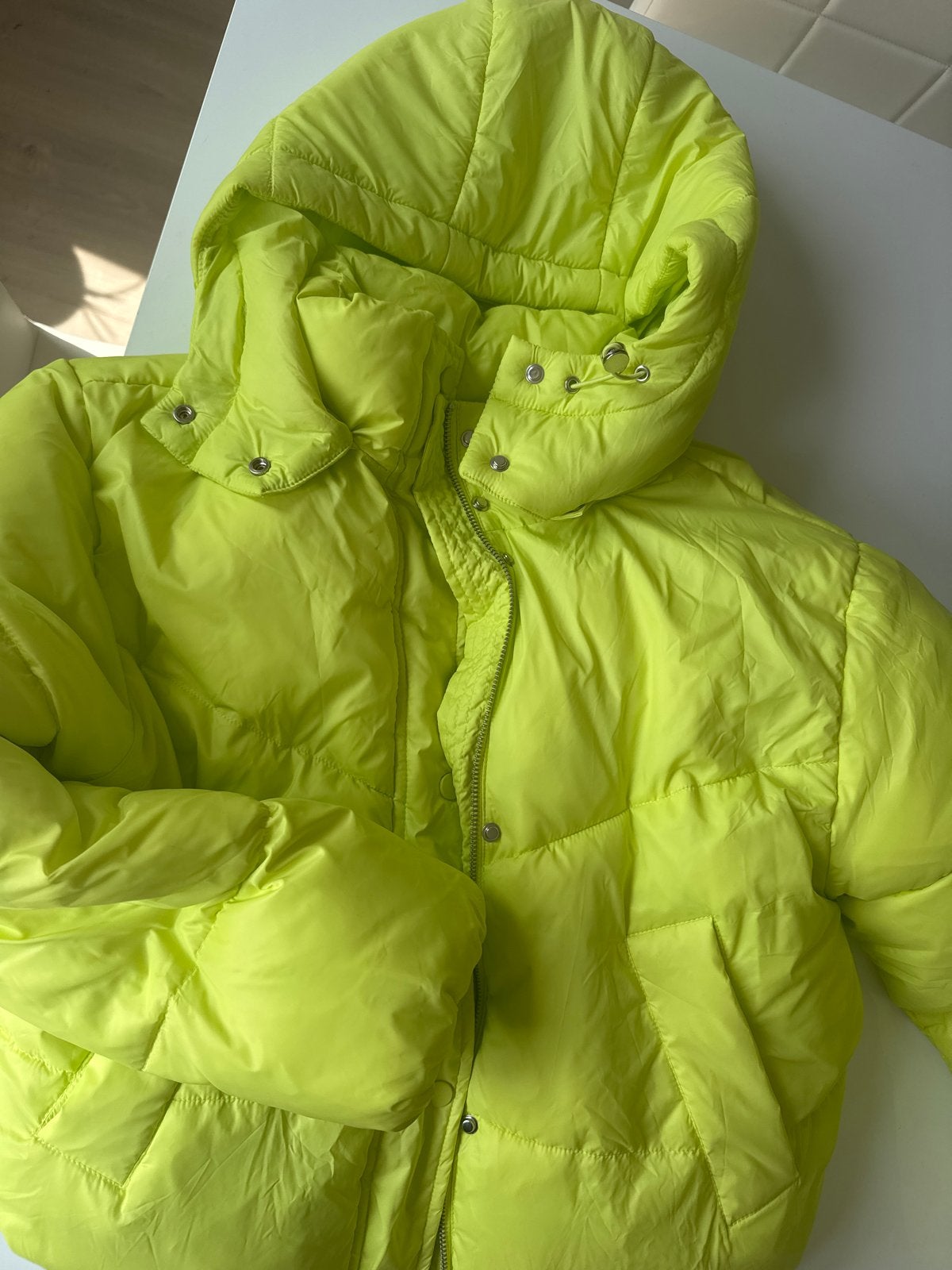 Nieuwe Oversized Fel Groen Gele Puffer Jas - Parfois XS/S, Kleding | Dames, Jassen | Winter, Ophalen, Nieuw, Maat 34 (XS) of kleiner