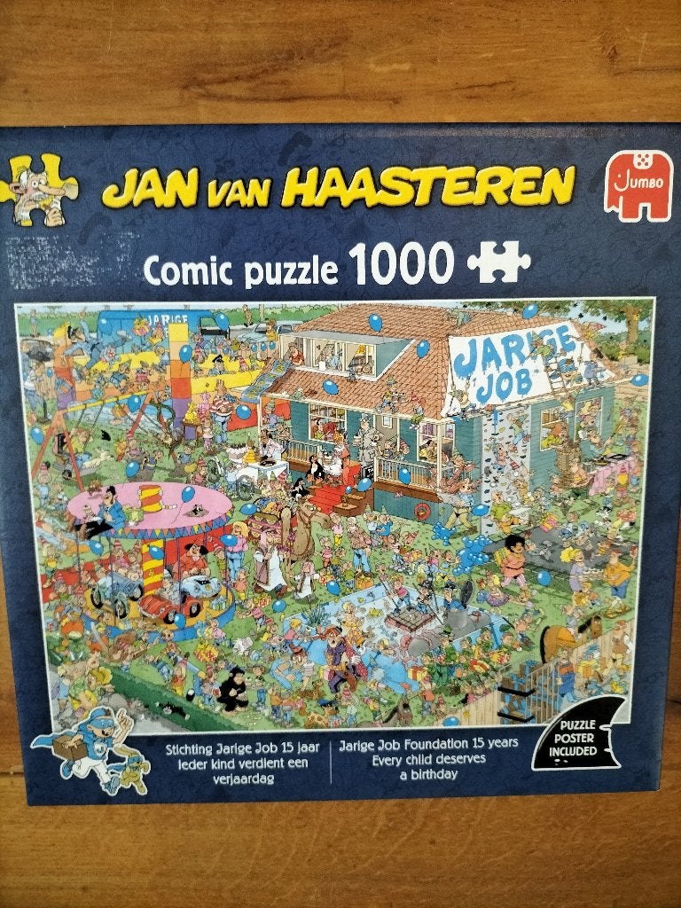 puzzel Jan van Haasteren 1000 Stchting jarige job 15 jaar, Ophalen of Verzenden, 500 t/m 1500 stukjes, Zo goed als nieuw, Legpuzzel