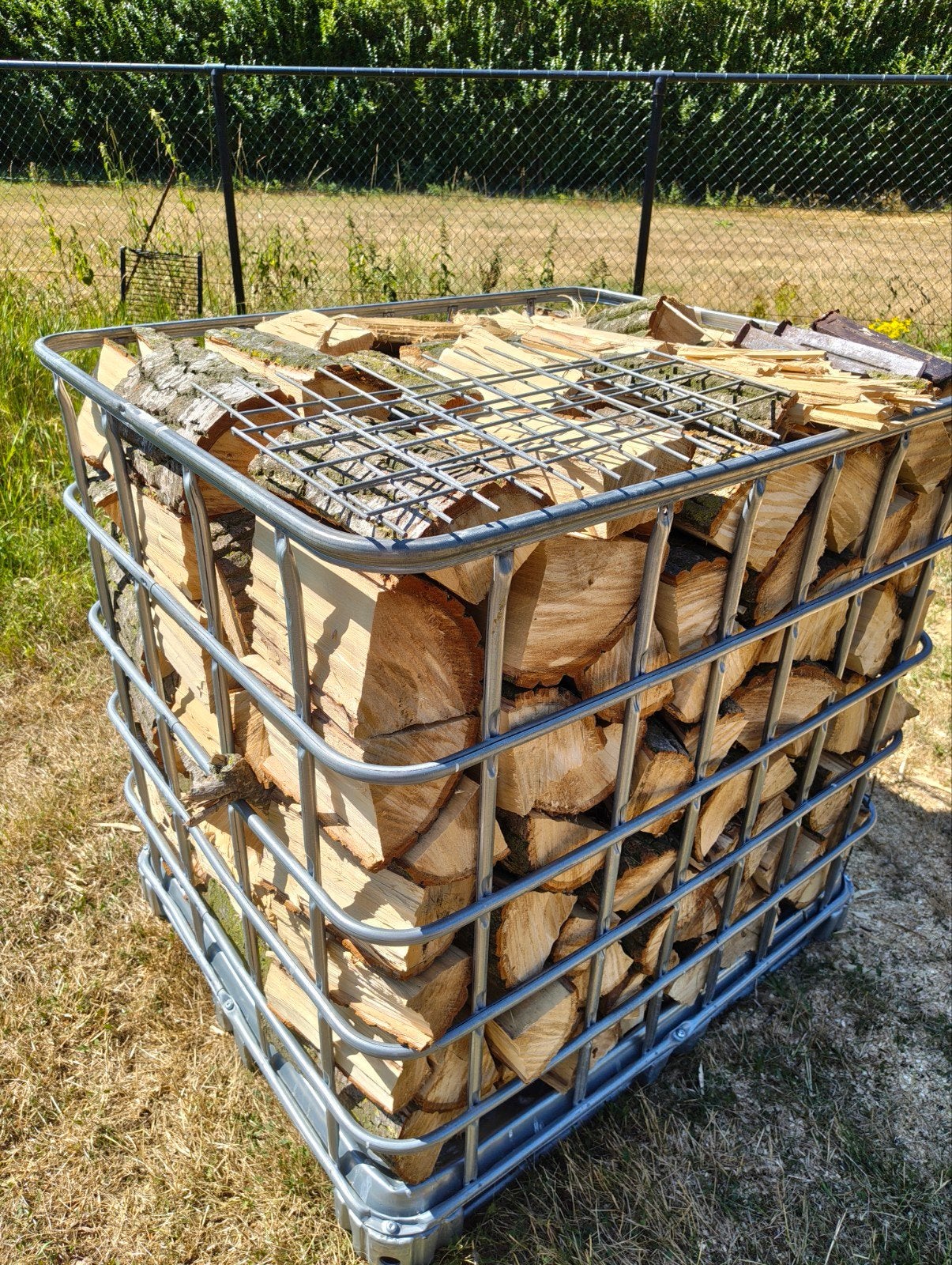 1 kuub (100x115x105 cm) gestapeld gedroogd openhaardhout, Tuin en Terras, Haardhout, Minder dan 3 m³, Ophalen, Overige houtsoorten