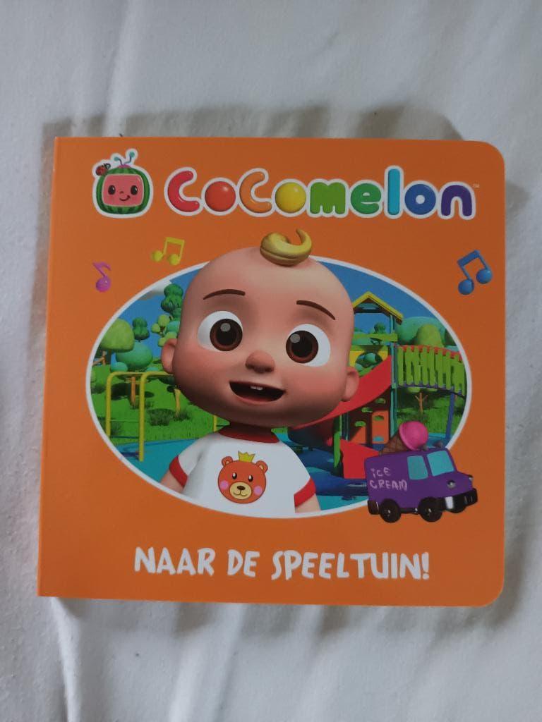 Nieuw kartonboekje Cocomelon naar de speeltuin! Speeltuin, Ophalen of Verzenden, Nieuw