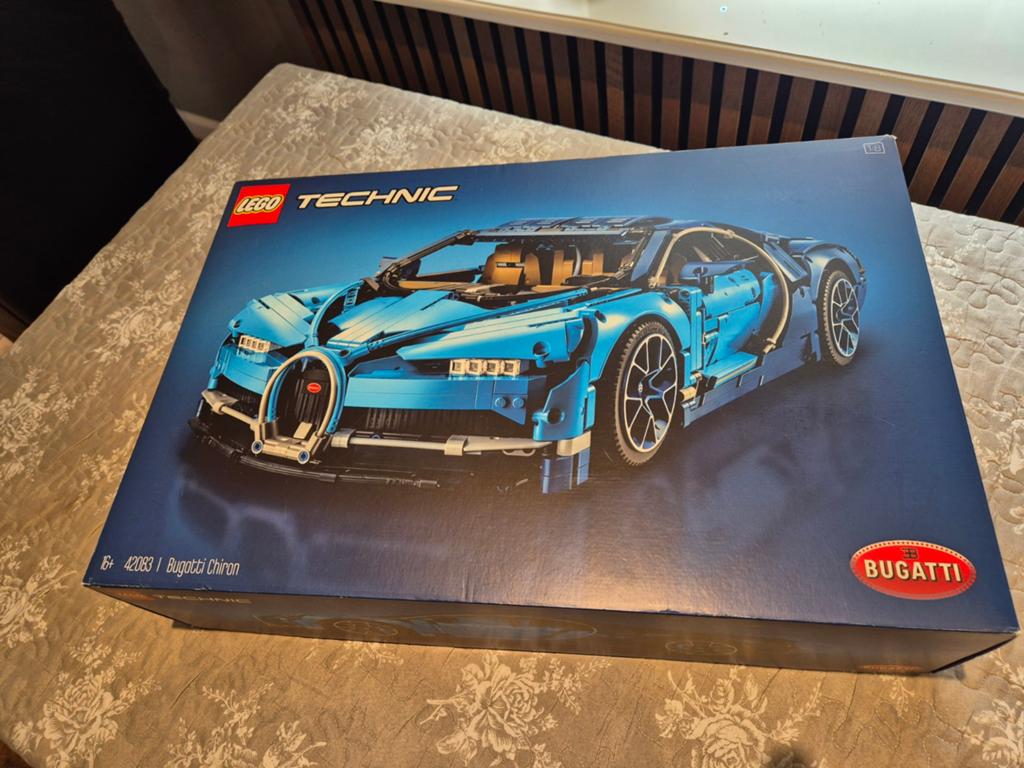 Lego Technic Bugatti Chiron, Lego, Ophalen of Verzenden, Zo goed als nieuw, Technic