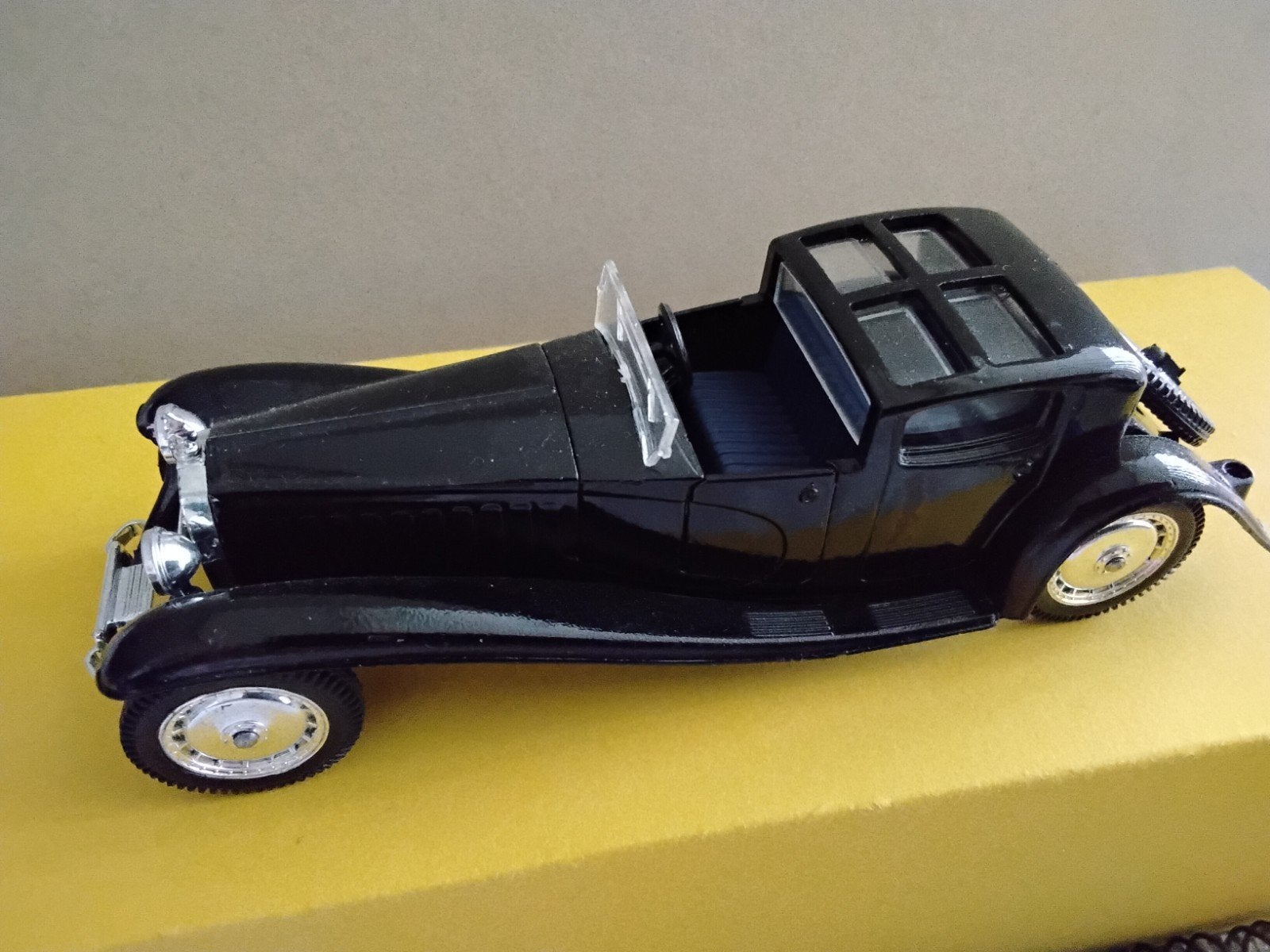 SOLIDO   BUGATTI  ROYAL  COUPE  VILLE   1928, Ophalen of Verzenden, Auto, Solido