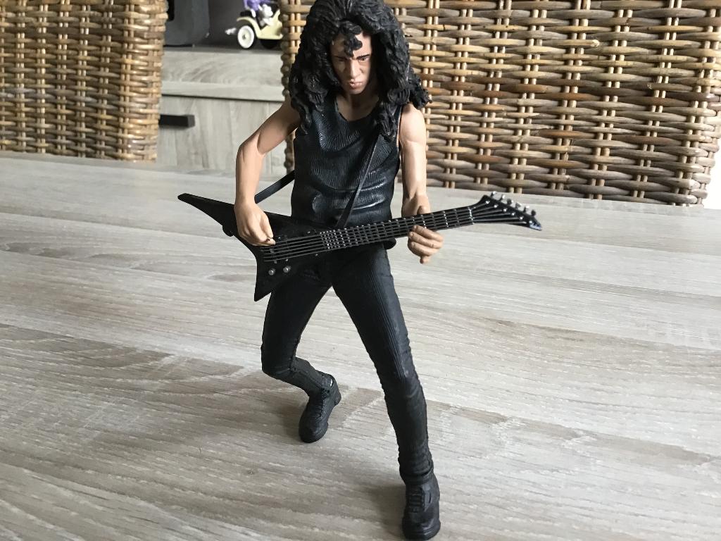 Kirk hammet metallica Verzendkosten 13€, Verzamelen, Film en Tv, Ophalen of Verzenden, Zo goed als nieuw, Film, Actiefiguur of Pop