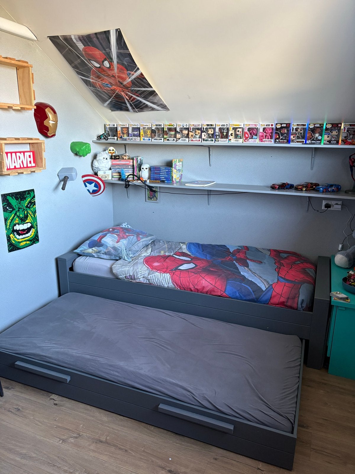 Woood Dennis eenpersoonsbed met uitschuifbaar logeerbed, Ophalen, Gebruikt, 90 cm, Eenpersoons