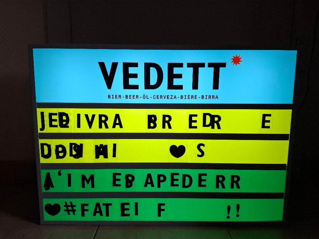Grote lichtreclame Vedett - met verstelbare letters, Ophalen of Verzenden, Nieuw, Lichtbak of (neon) lamp