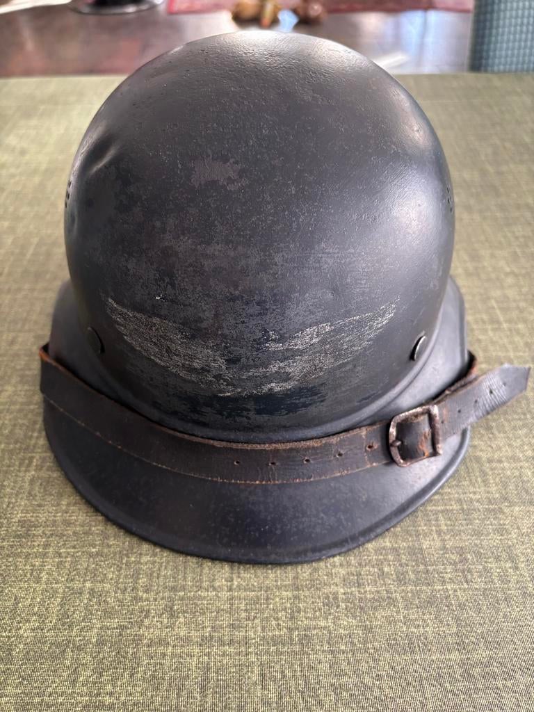 Unieke Duitse WO2 Luftschutz ‘Gladiator ‘ helm, Verzamelen, Ophalen of Verzenden, Luchtmacht, Duitsland, Helm of Baret