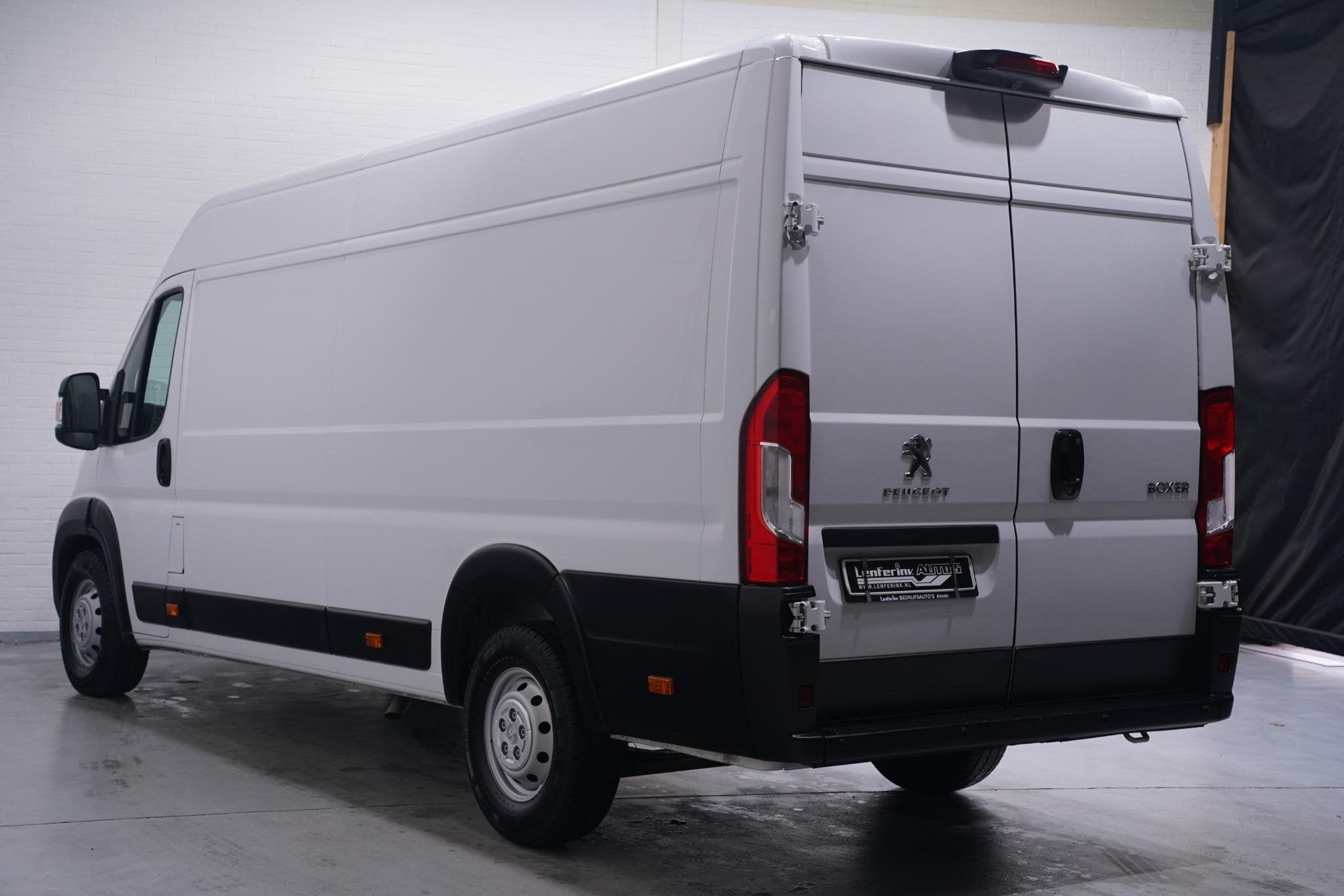 Peugeot Boxer 2.2 BlueHDi 165 pk L4H2 Navi, Camera Laadruimt, Voorwielaandrijving, Stof, Gebruikt, 4 cilinders