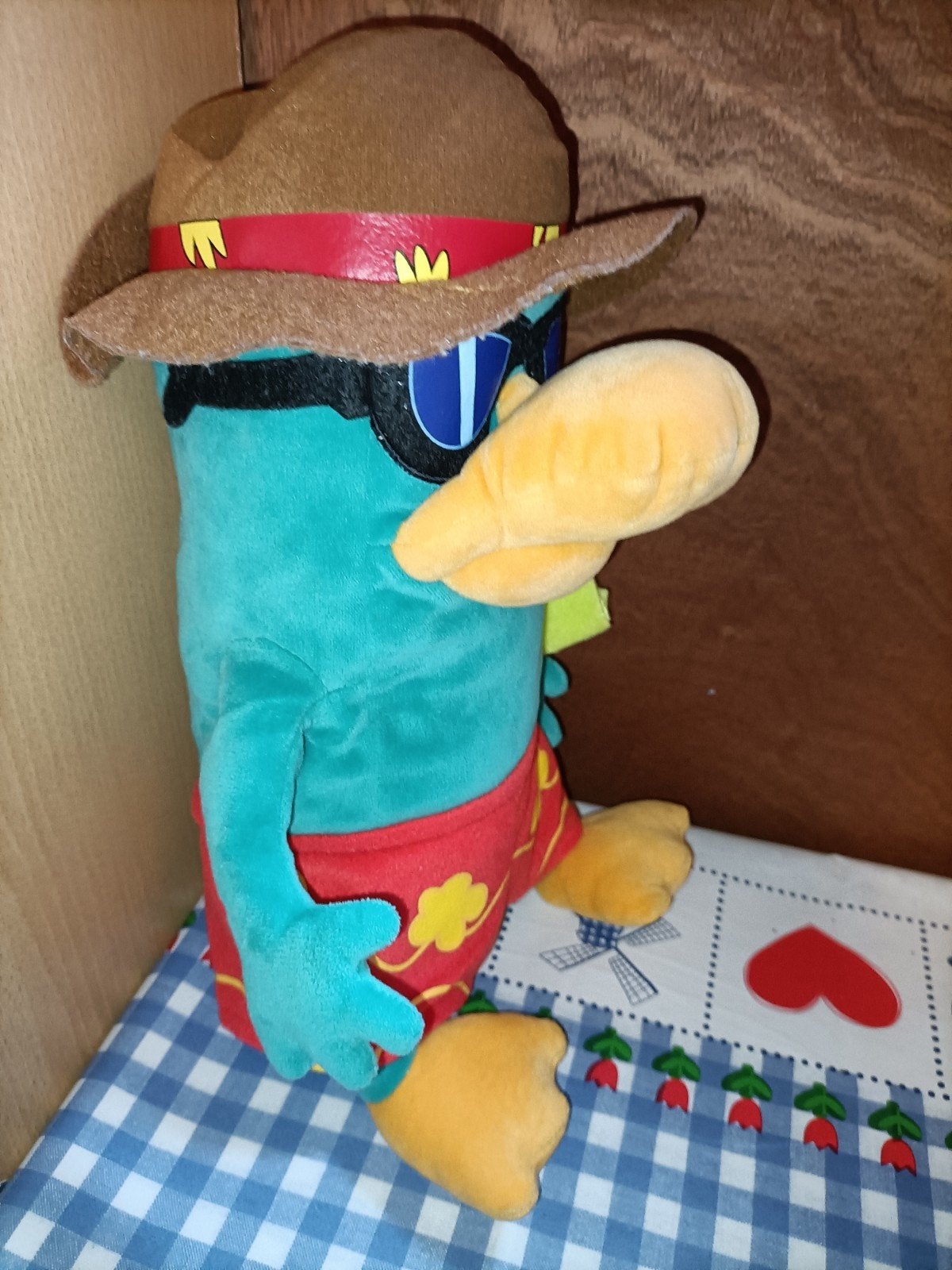 Perry het Vogelbekdier knuffel met zwembroek en zonnebril, Kinderen en Baby's, Ophalen of Verzenden, Zo goed als nieuw
