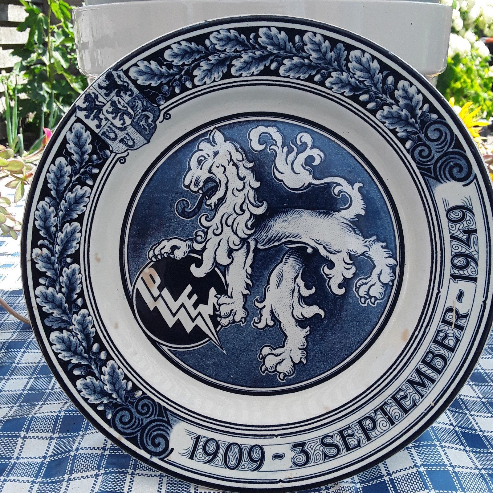 Delftsblauw herdenkingsbord PLEM, Antiek en Kunst, Antiek | Wandborden en Tegels, Ophalen of Verzenden