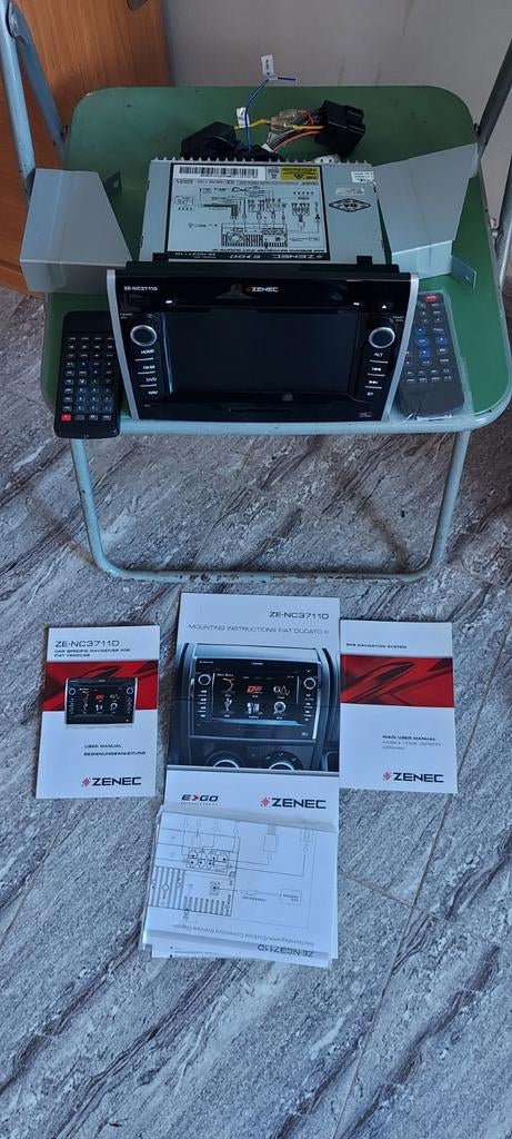 ZENEC ZE-NC3711D met alles eraan en erop
Nieuwe niet gebruik, Ophalen of Verzenden, Nieuw