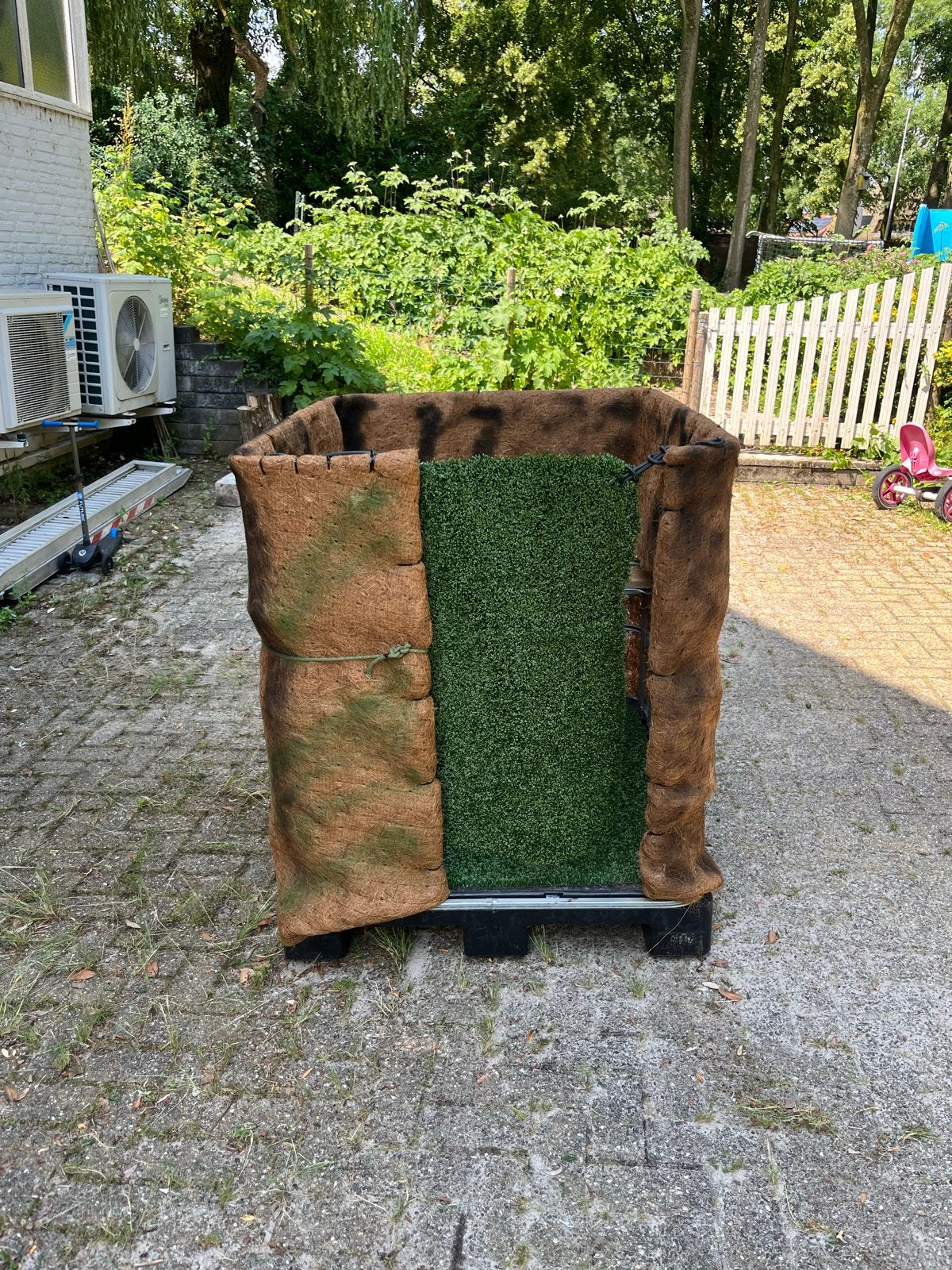 Unieke camouflagehut/observatiehut/speelhuisje, Tuin en Terras, Tuinhuizen, Minder dan 250 cm, Overige materialen, Gebruikt, Overige typen