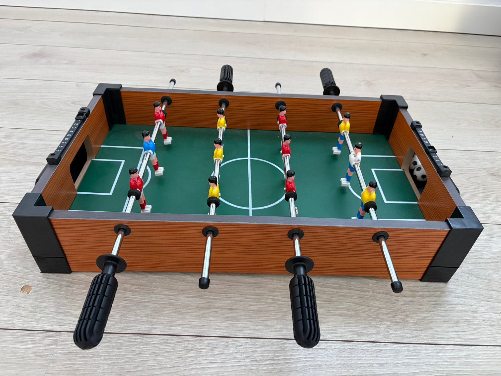 Mini tafelvoetbal, Ophalen, Zo goed als nieuw