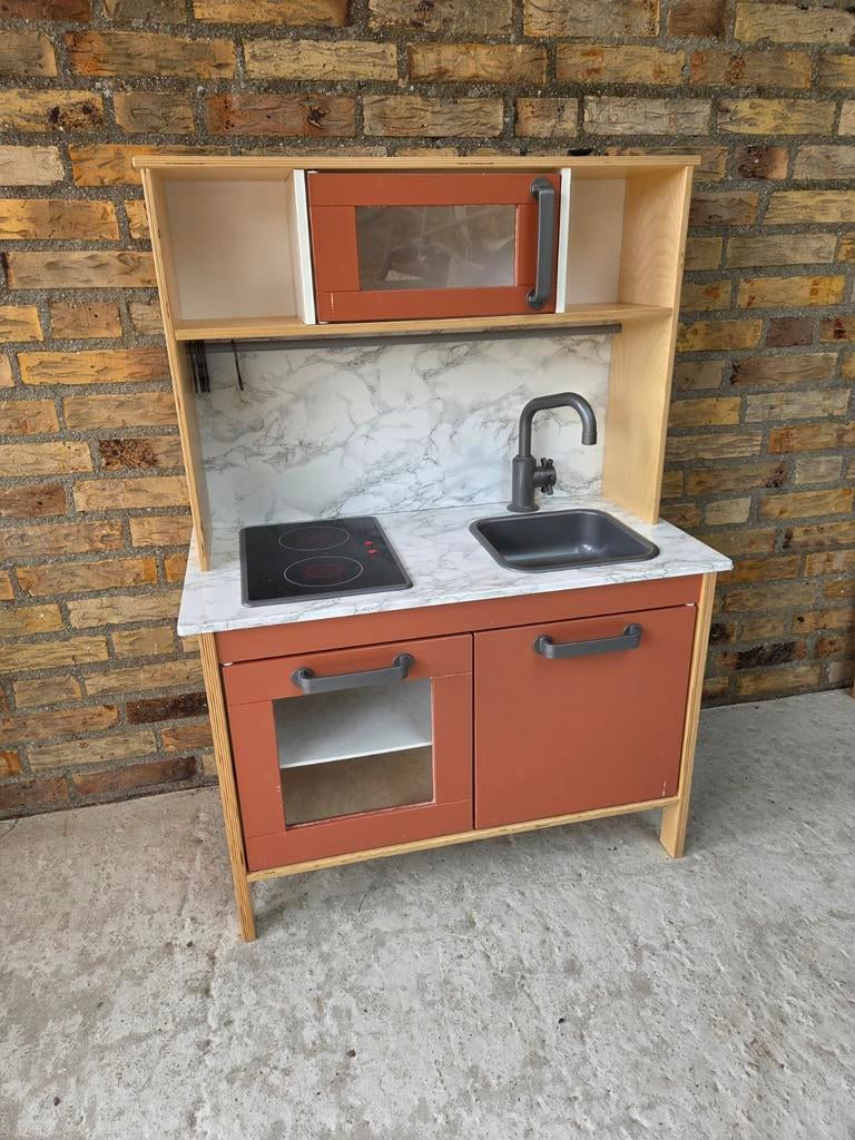 Ikea speelkeuken gepimpt, Ophalen