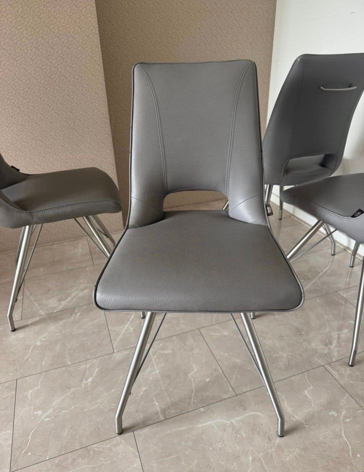 Stoelen 4 maal, Ophalen of Verzenden, Zo goed als nieuw