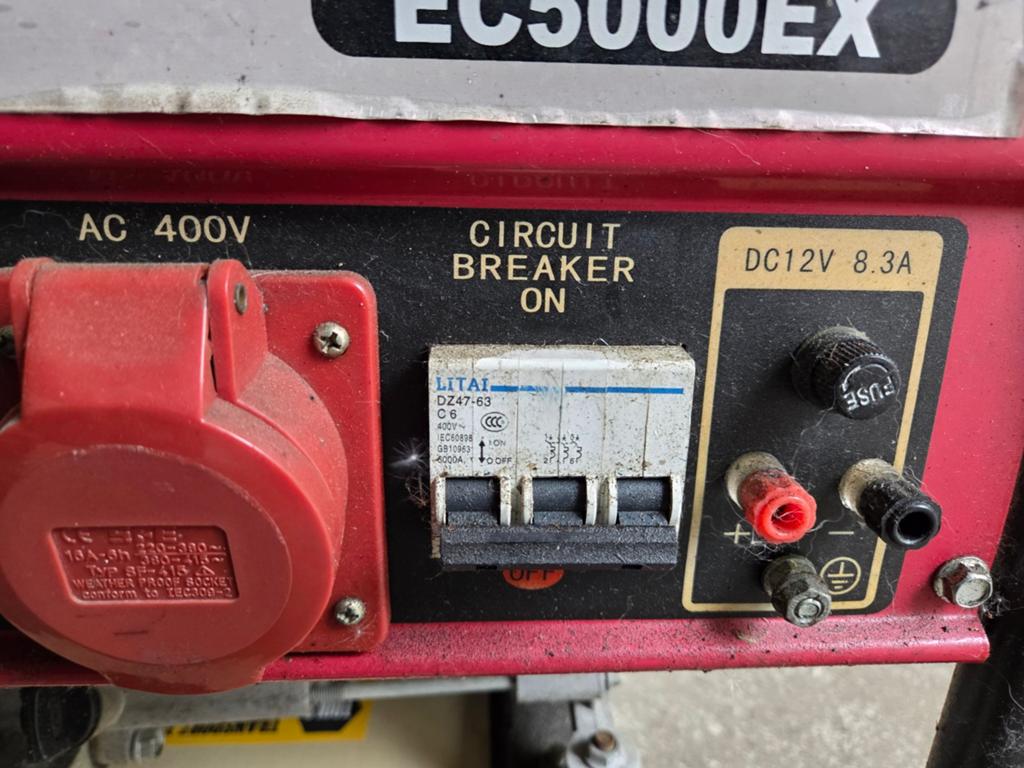 Krachtige Benzine Aggregaat EC5000EX - 13.0 HP, Doe-het-zelf en Verbouw, Gereedschap | Freesmachines, Ophalen of Verzenden, Gebruikt