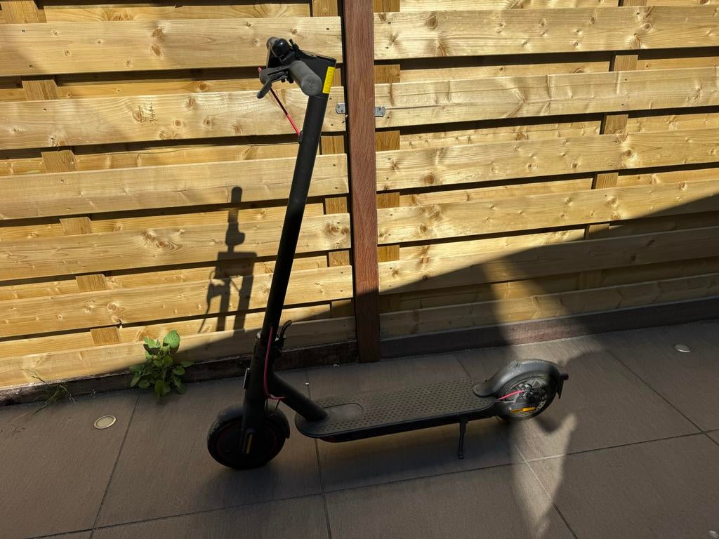 Xiaomi Mi Pro 2 E-Step - Mooie staat, Fietsen en Brommers, Steps, Ophalen of Verzenden, Gebruikt, Elektrische step (E-scooter)