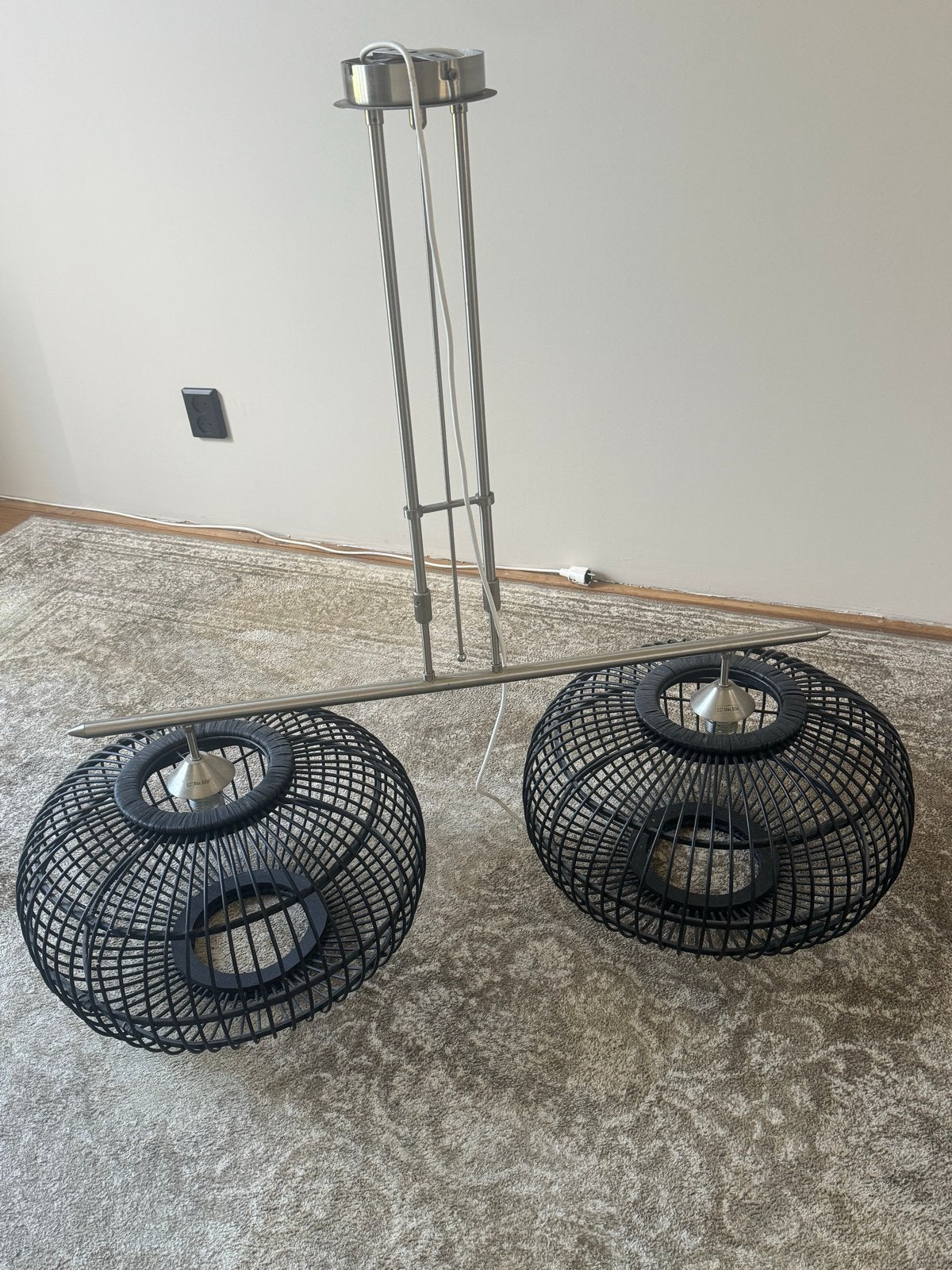 Hanglamp 2 lichtpunten dimbaar met draaistang