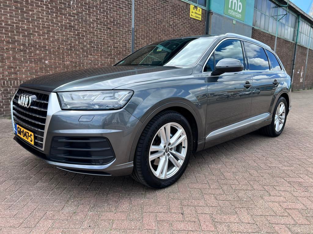 Audi Q7 3.0 TDI Quattro Pro S-line 272Pk Tiptronic Grijs, Auto's, Automaat, 241 €/maand, Origineel Nederlands, 272 pk