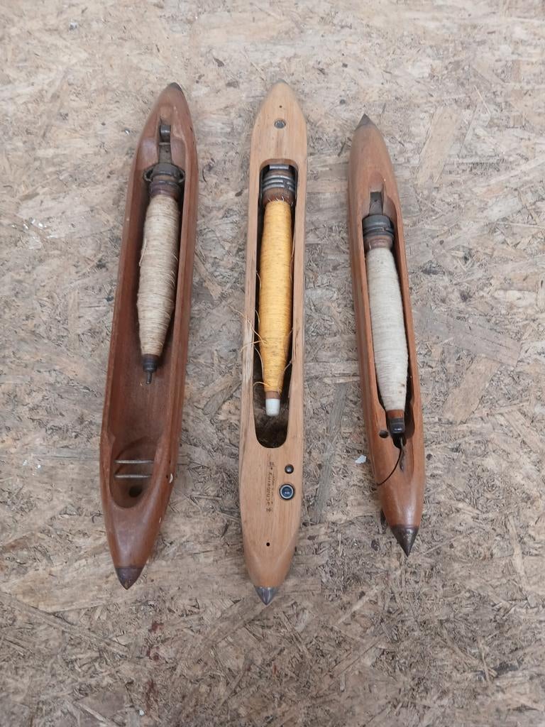 Drie houten weefspoelen, Ophalen of Verzenden
