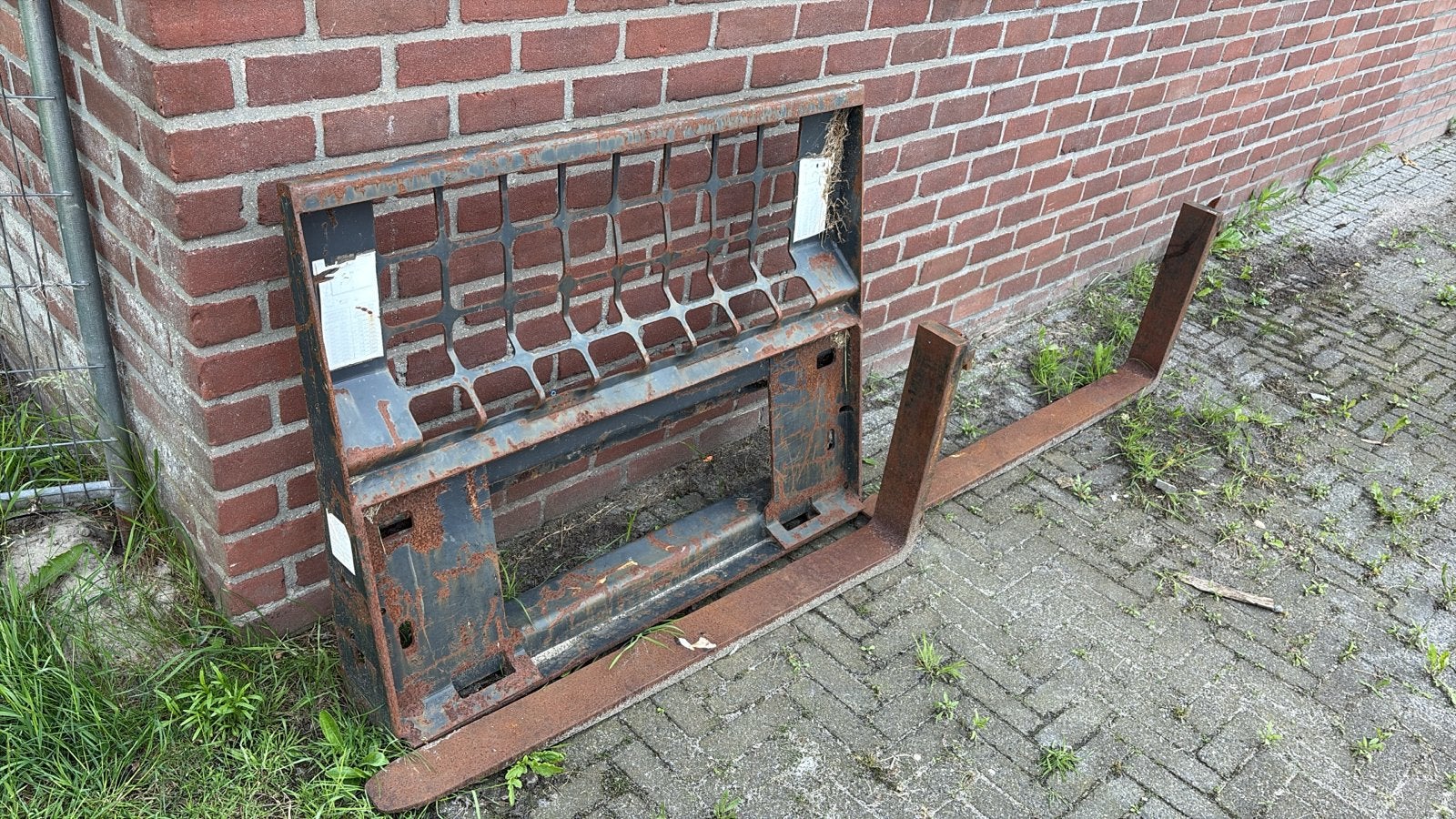 Bobcat schranklader pellet bord en vorken, Ophalen